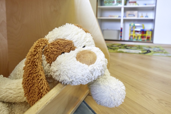 Kuscheltier im Gruppenraum